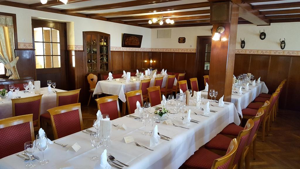 Gasthaus Zum Hirschen Ringsheim Bagian luar foto