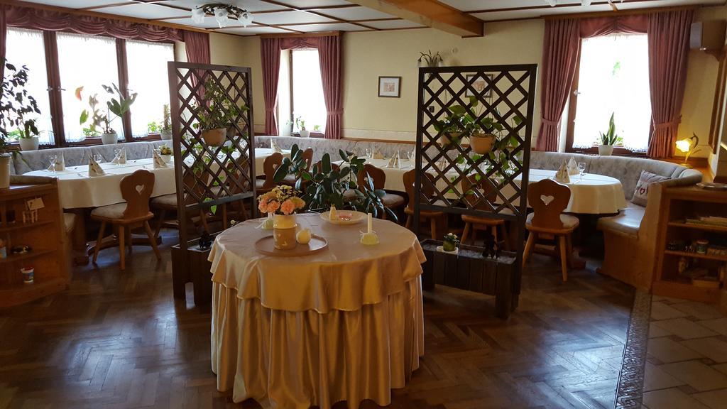 Gasthaus Zum Hirschen Ringsheim Bagian luar foto
